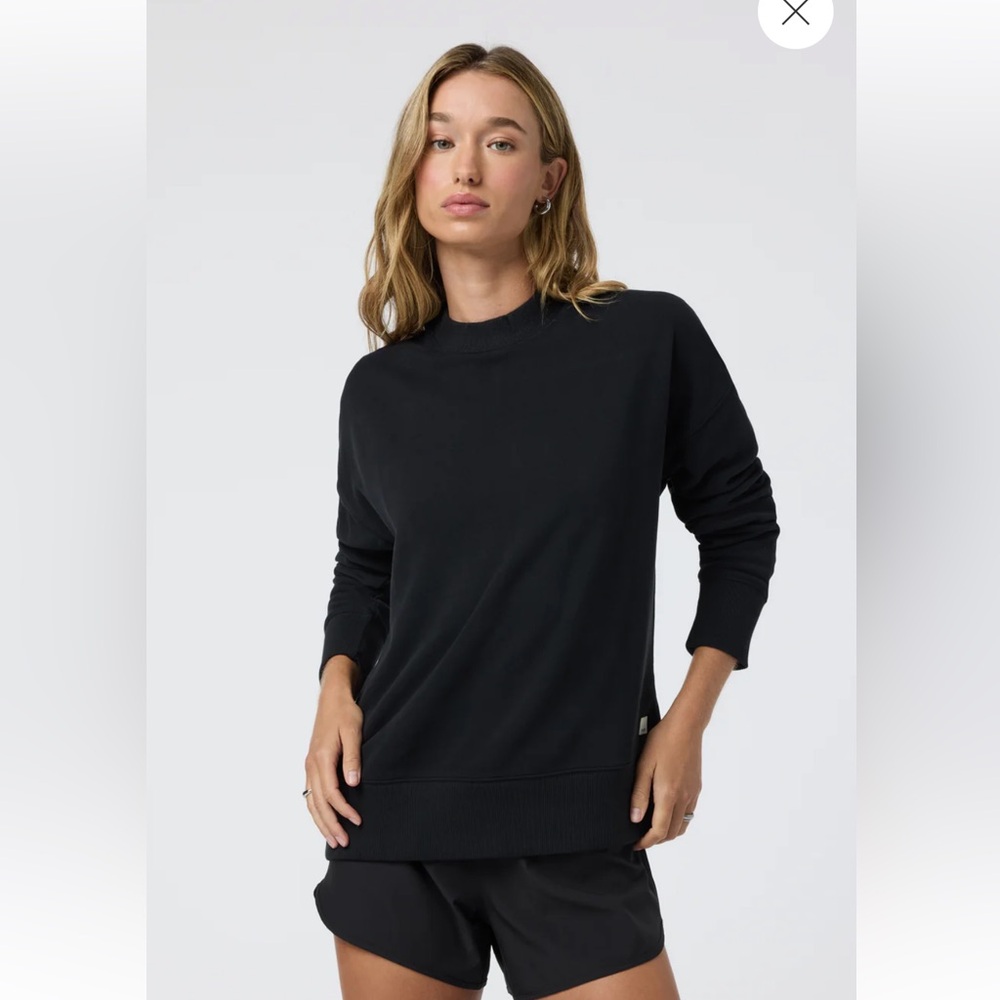 Vuori Sedona Weekender Crew Sweatshirt in Brown